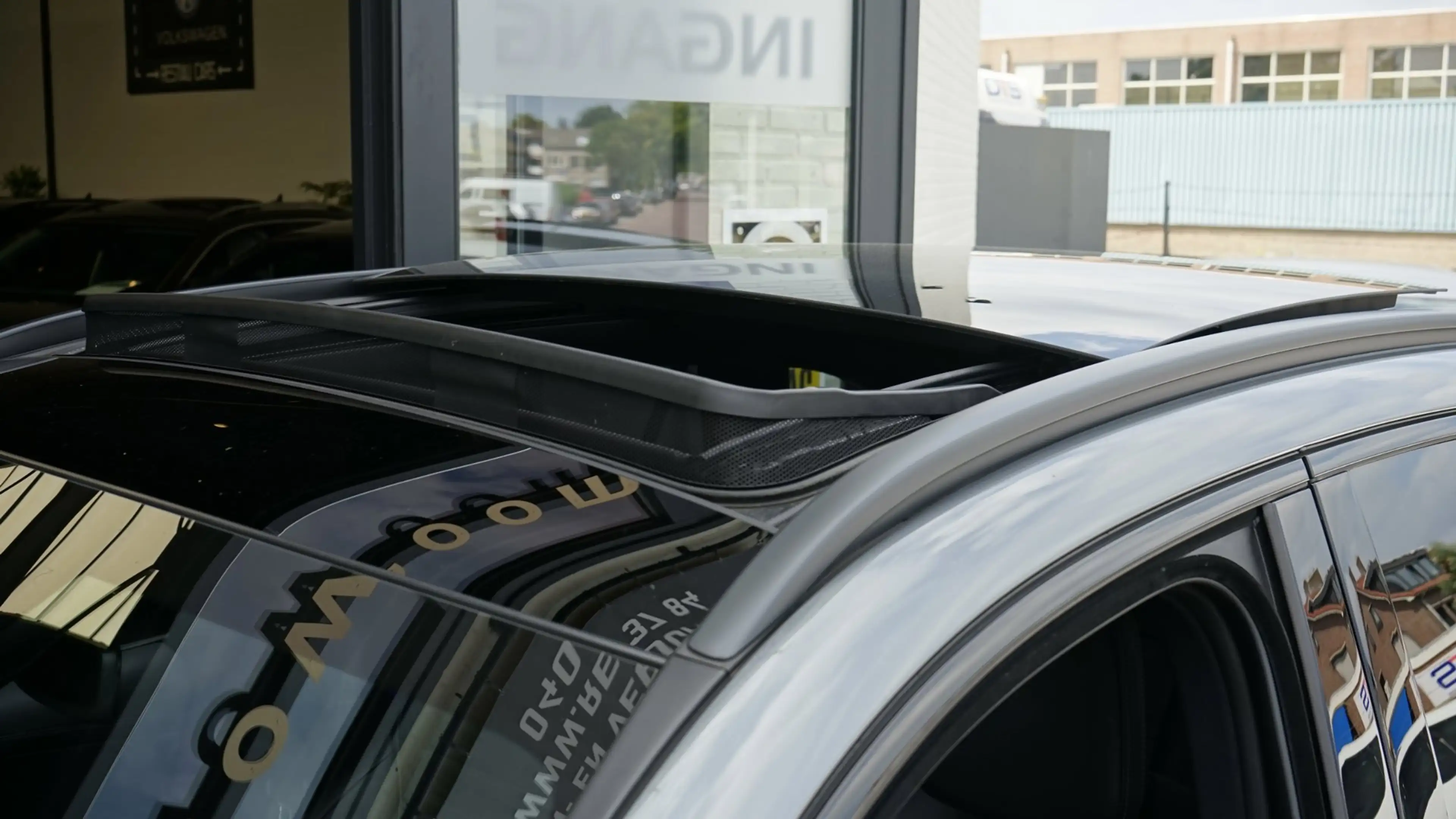 Mercedes-Benz GLC 400 400e 4MATIC AMG -360 CAMERA-ACC-AMBIANCE-BURMESTER — photo 12