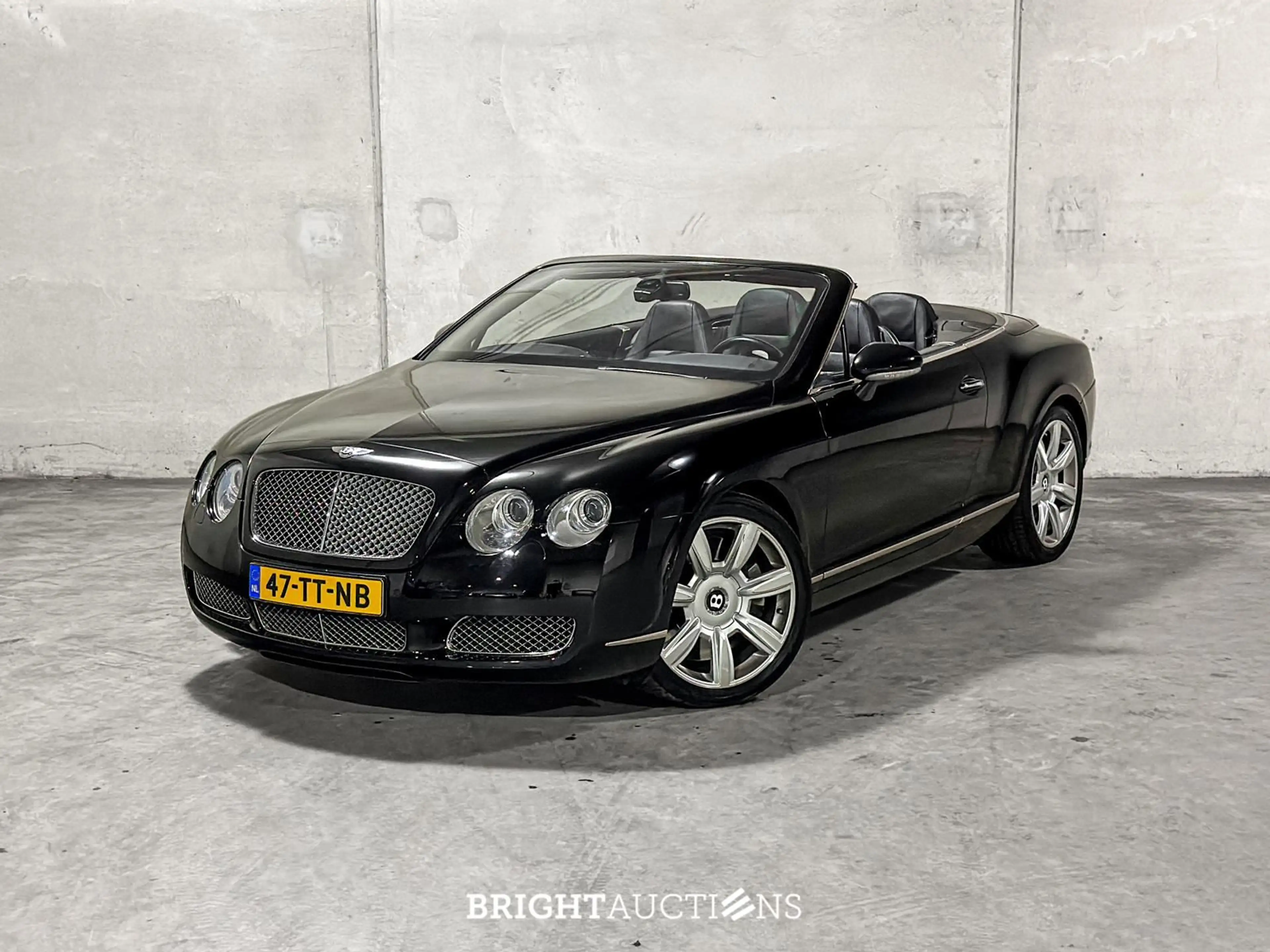 Bentley Continental GTC 6.0 W12 — photo 5