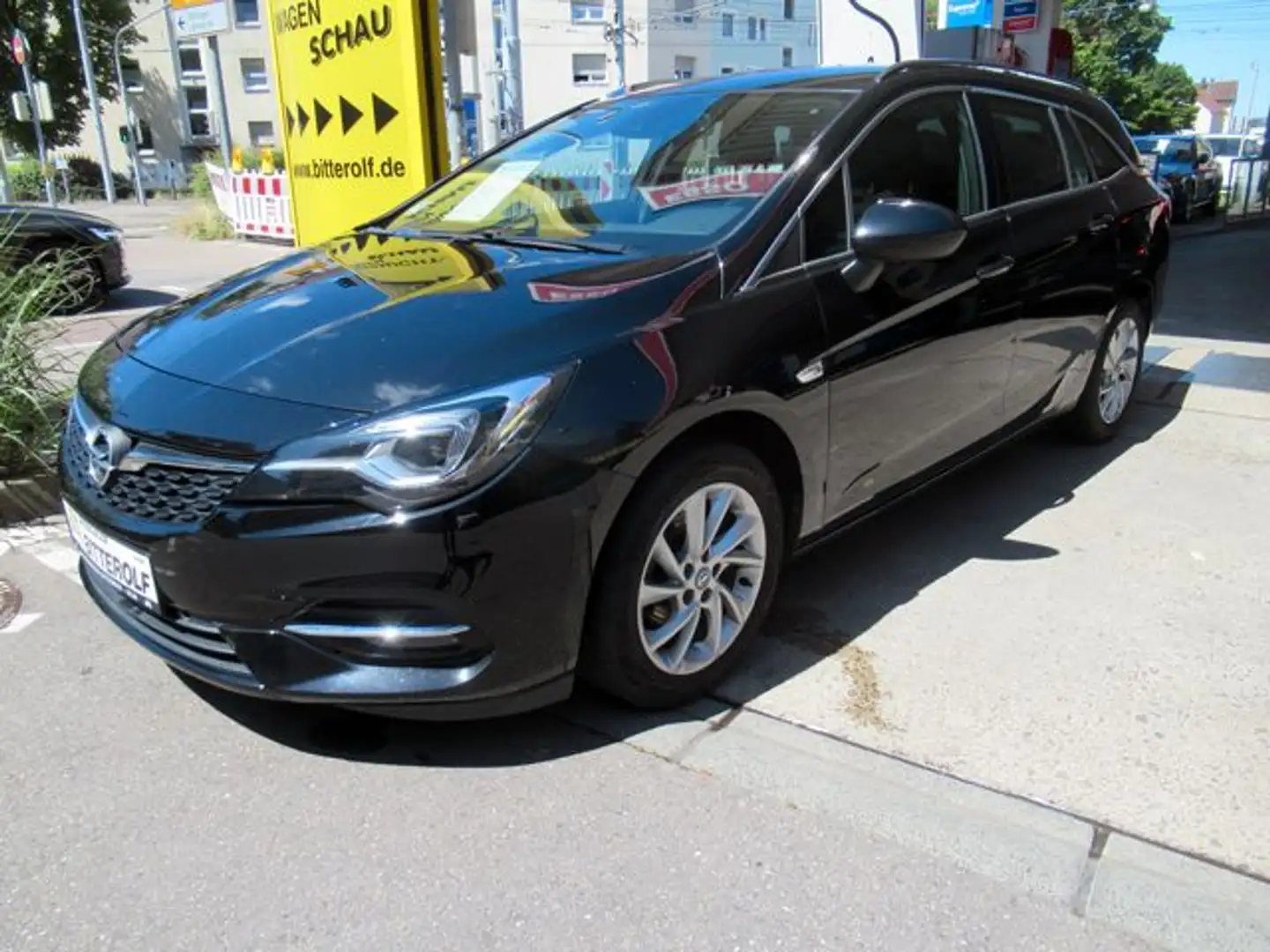 Opel Astra ST 1.5D Autom Elegance Navi/SHZ/RFK/PDC Schwarz - 2