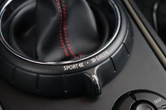 Mini Countryman view 19