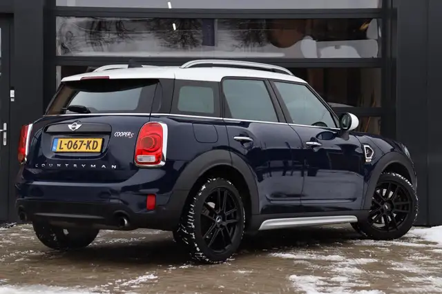 Mini Countryman view 16