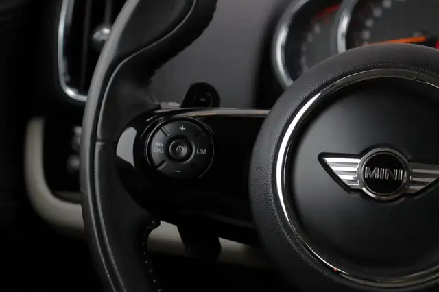 Mini Countryman view 12