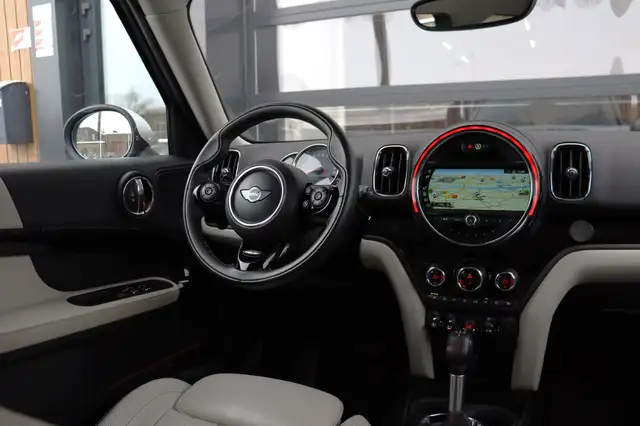 Mini Countryman view 7