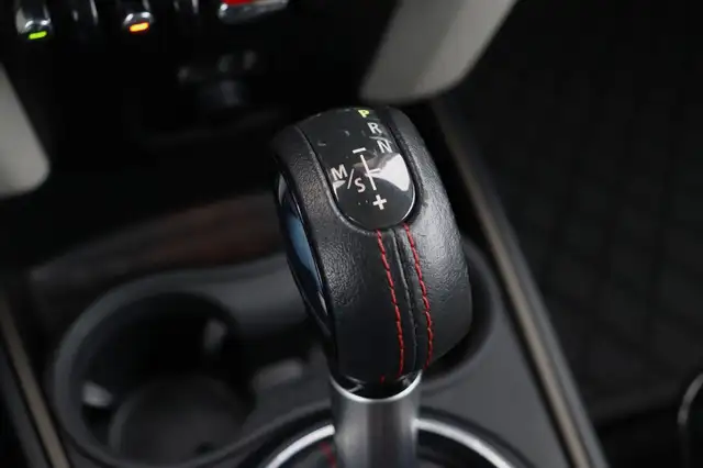 Mini Countryman view 30