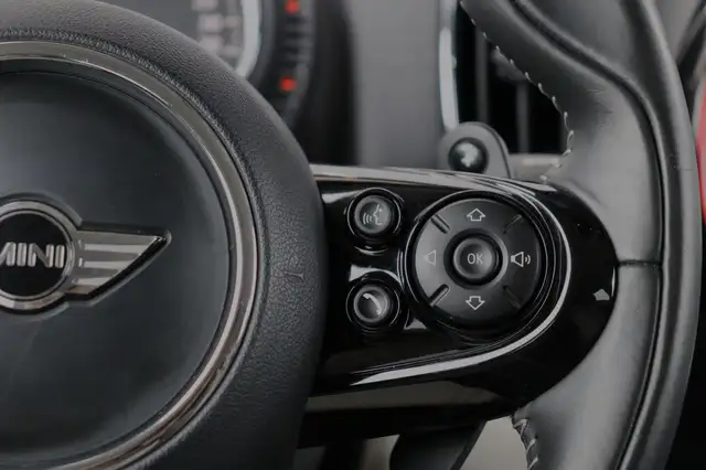 Mini Countryman view 13