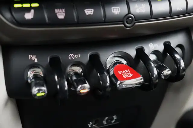 Mini Countryman view 23