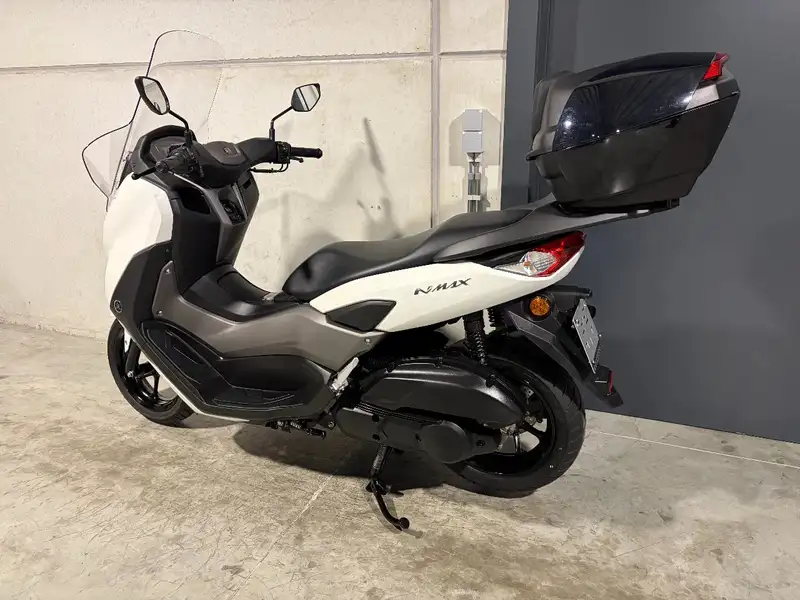 Yamaha NMAX - foto 8