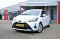 Toyota Yaris 1.0 VVT-i Comfort 5-drs *70.130km!* Airco|Lanewarn Wit - thumbnail 1