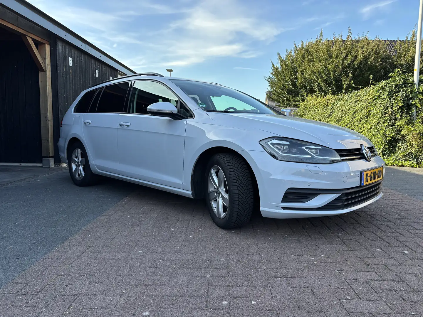 Volkswagen Golf Variant 1.0 TSI BNS. Facelift LED Koplampen Apple carplay - 1