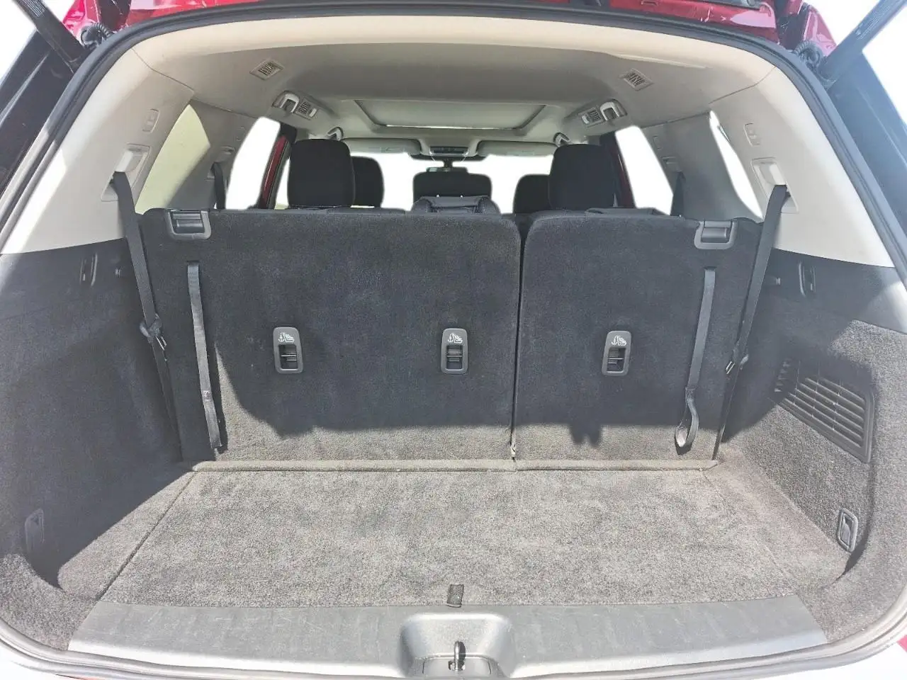 Nissan Pathfinder photo Nissan Pathfinder