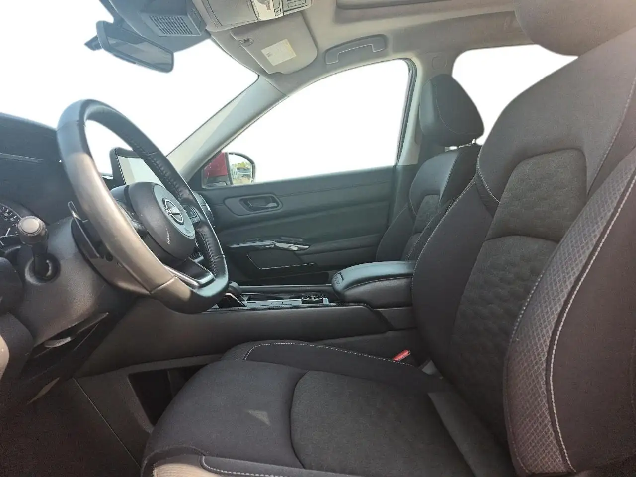 Nissan Pathfinder photo Nissan Pathfinder