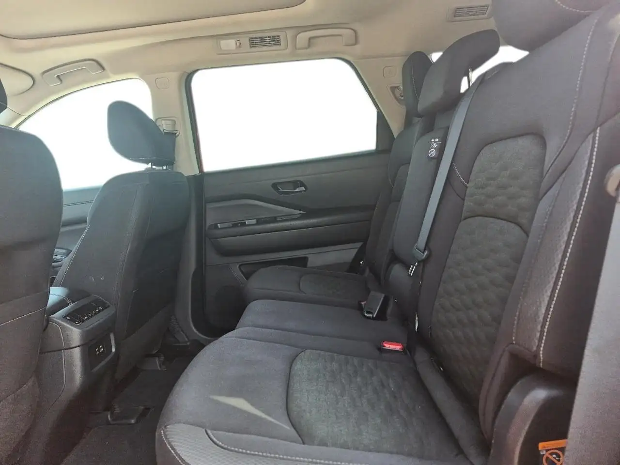 Nissan Pathfinder photo Nissan Pathfinder