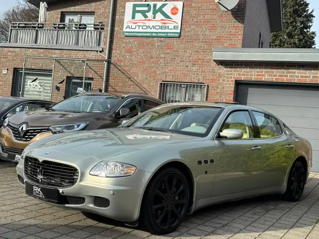 Maserati Quattroporte Elegante Farbkombination