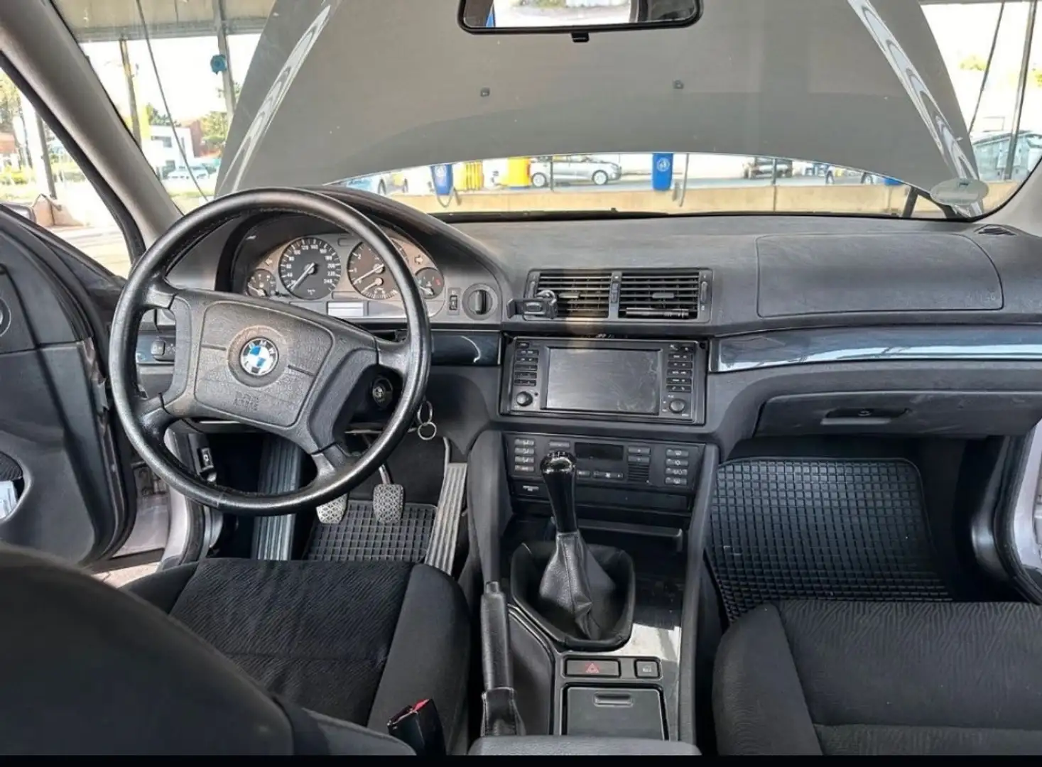 BMW 520 BMW E39 520i / Tüv 2027 / 19 Zoll Felgen - 2