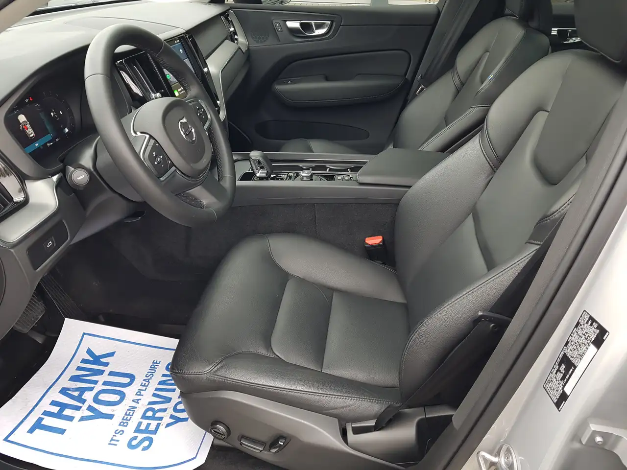 Volvo XC60 снимка Volvo XC60