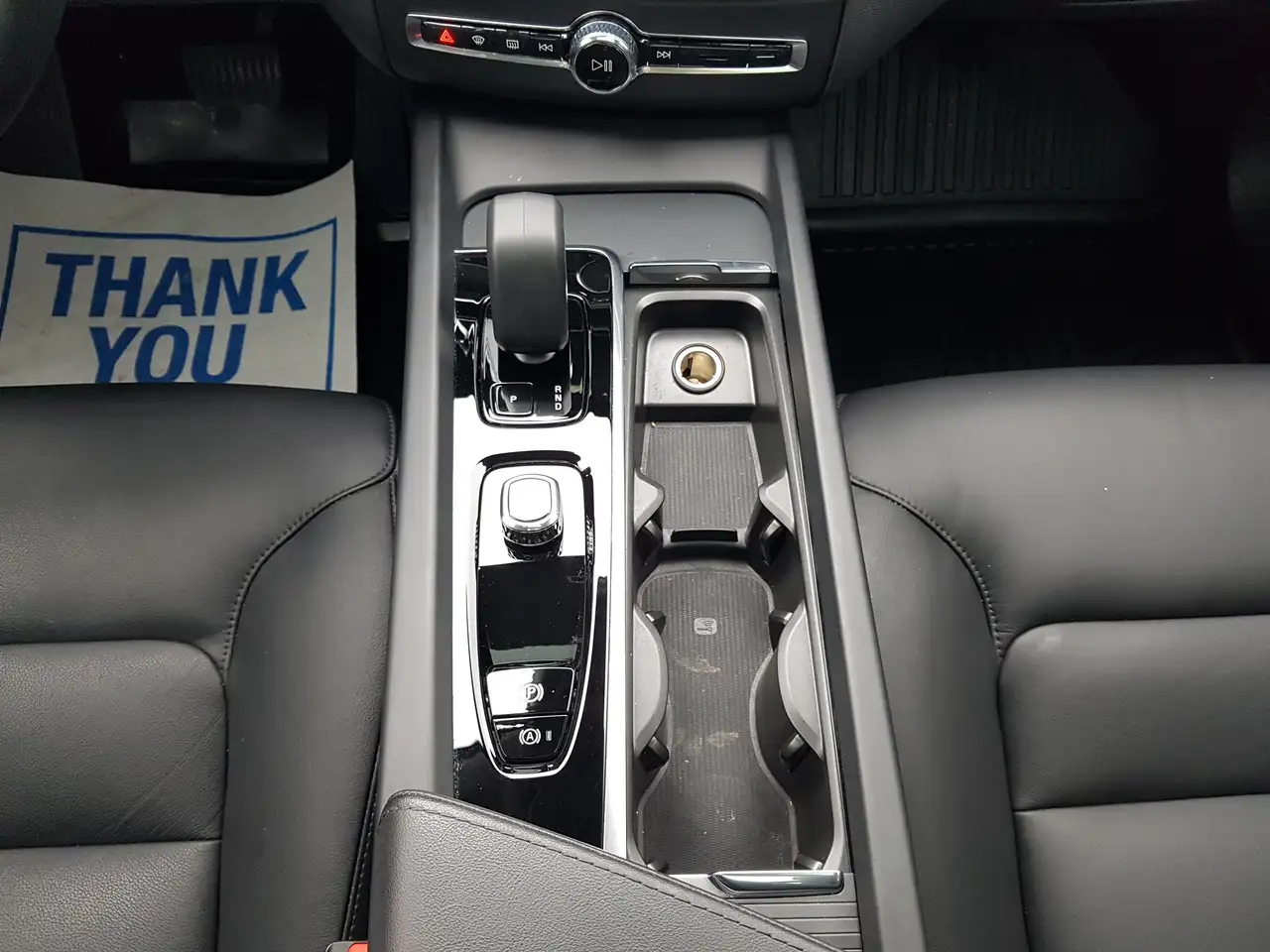 Volvo XC60 снимка Volvo XC60
