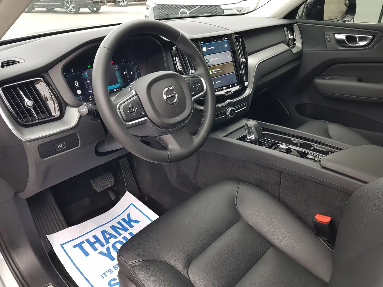 Volvo XC60 снимка Volvo XC60