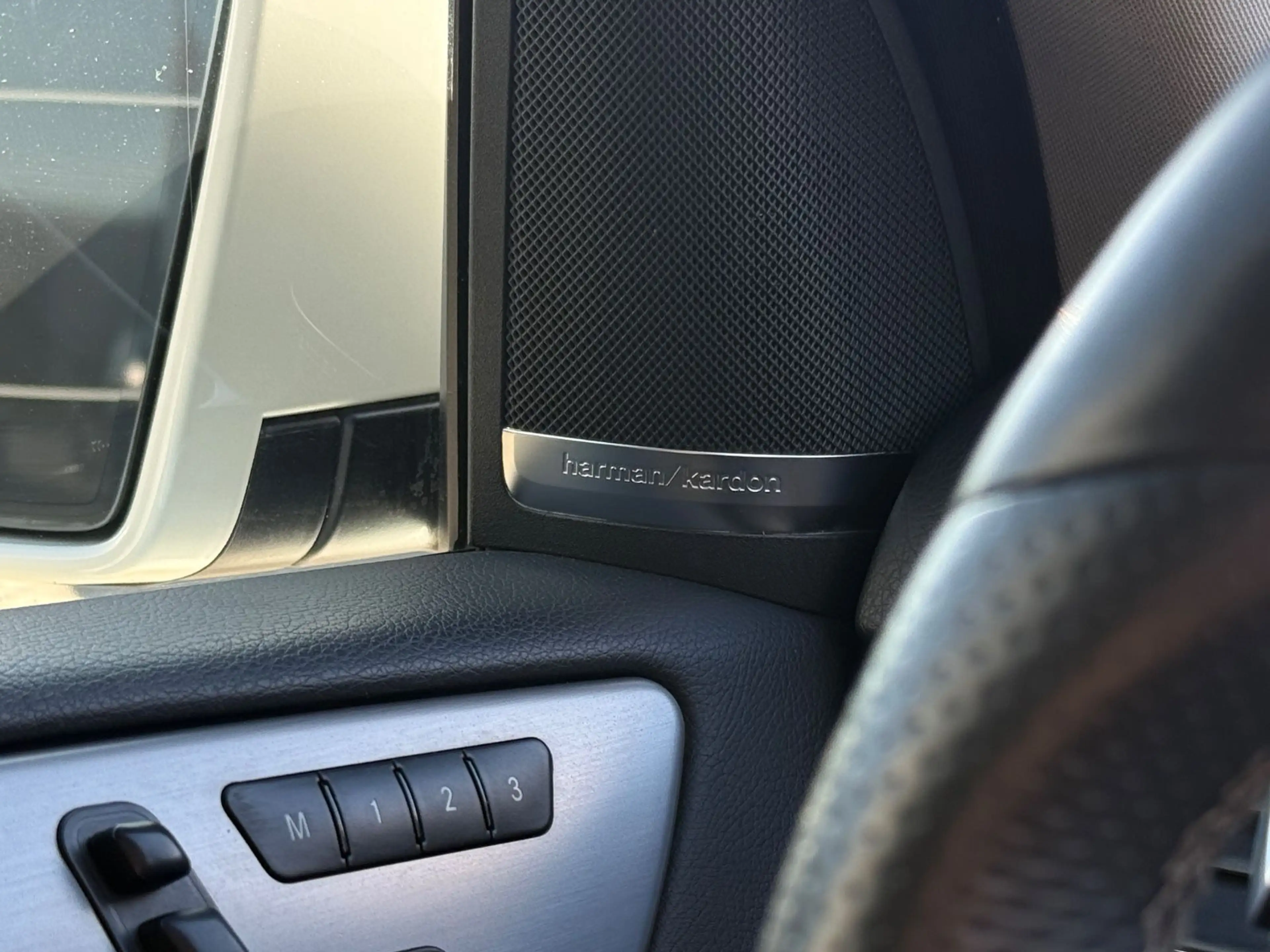 Mercedes-Benz GL 350 4Matic *AMG*7SITZ*360*AHK*HARMAN SURROUND — photo 21