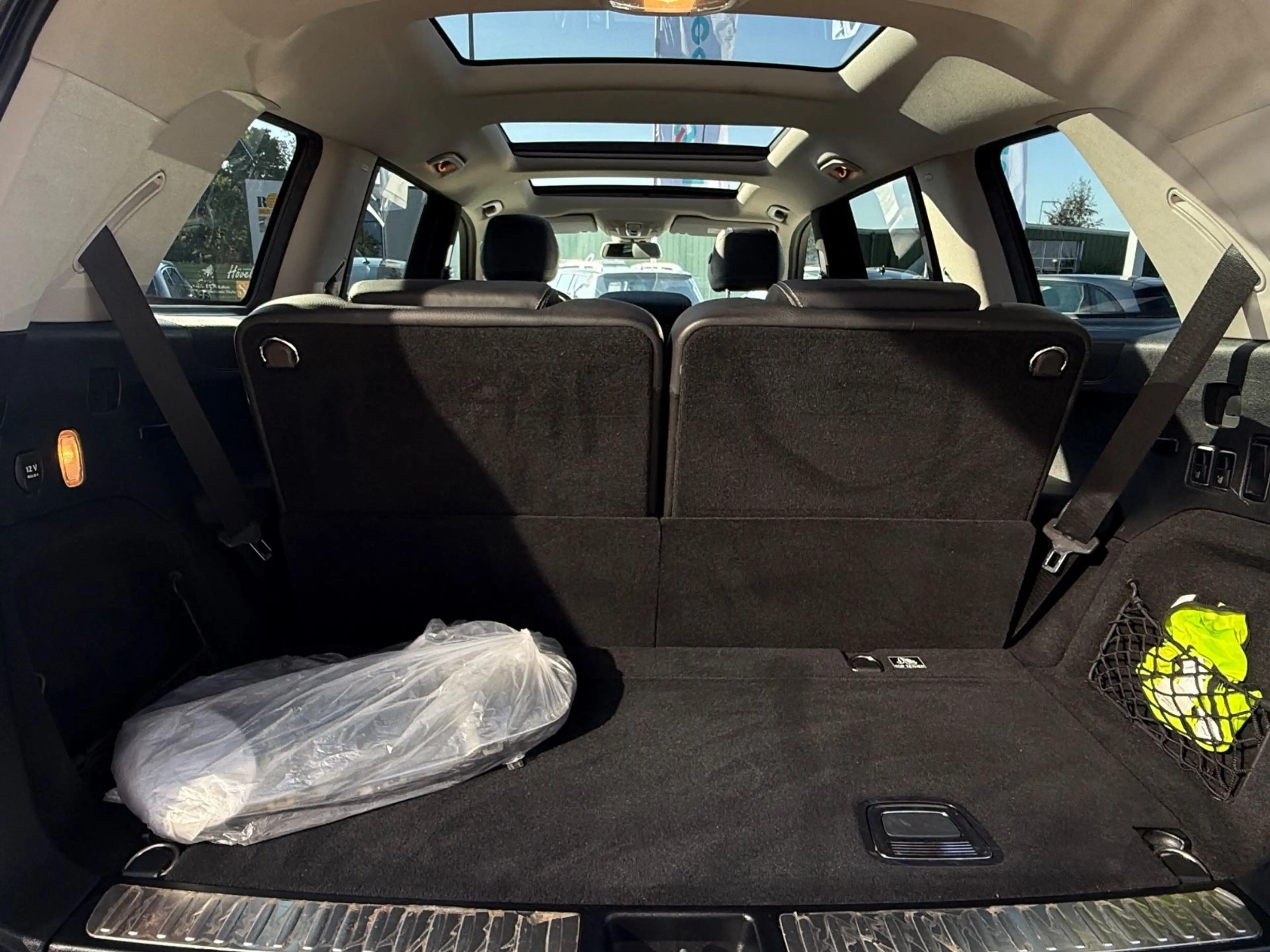 Mercedes-Benz GL 350 4Matic *AMG*7SITZ*360*AHK*HARMAN SURROUND — photo 18