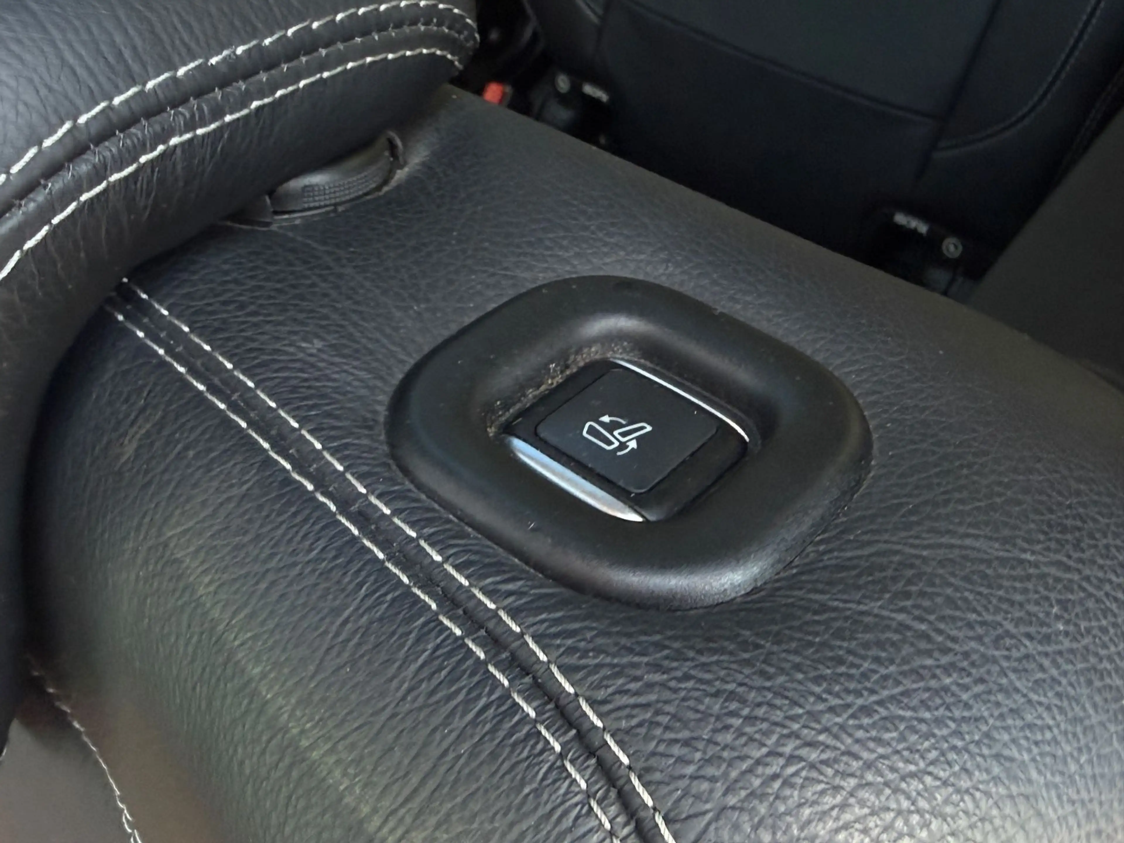 Mercedes-Benz GL 350 4Matic *AMG*7SITZ*360*AHK*HARMAN SURROUND — photo 16