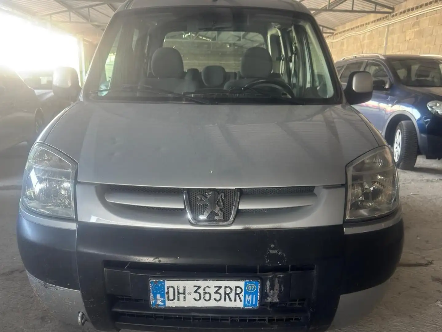 Peugeot Ranch Ranch 2003 1.6 hdi 16v Lee Stříbrná - 1