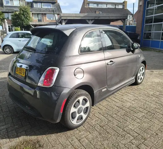 Fiat 500 view 5