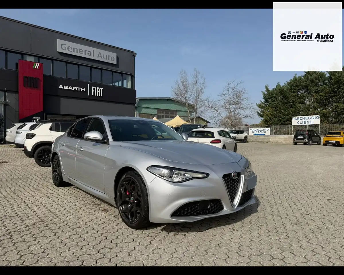 Alfa Romeo Giulia 2021