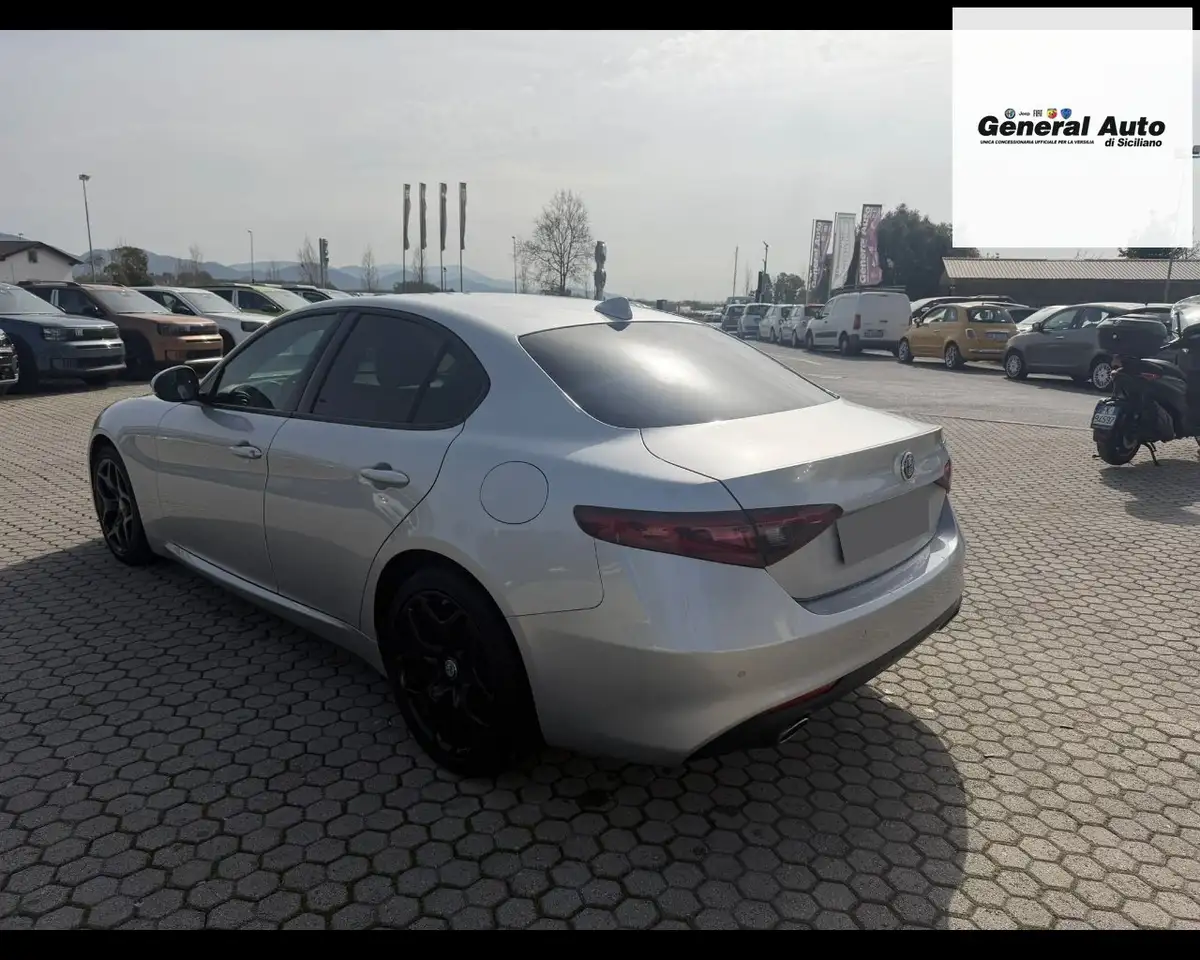 Alfa Romeo Giulia 2021