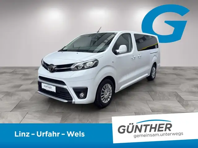 Toyota Proace Verso 2.0 145 Lang 9-Sitzer