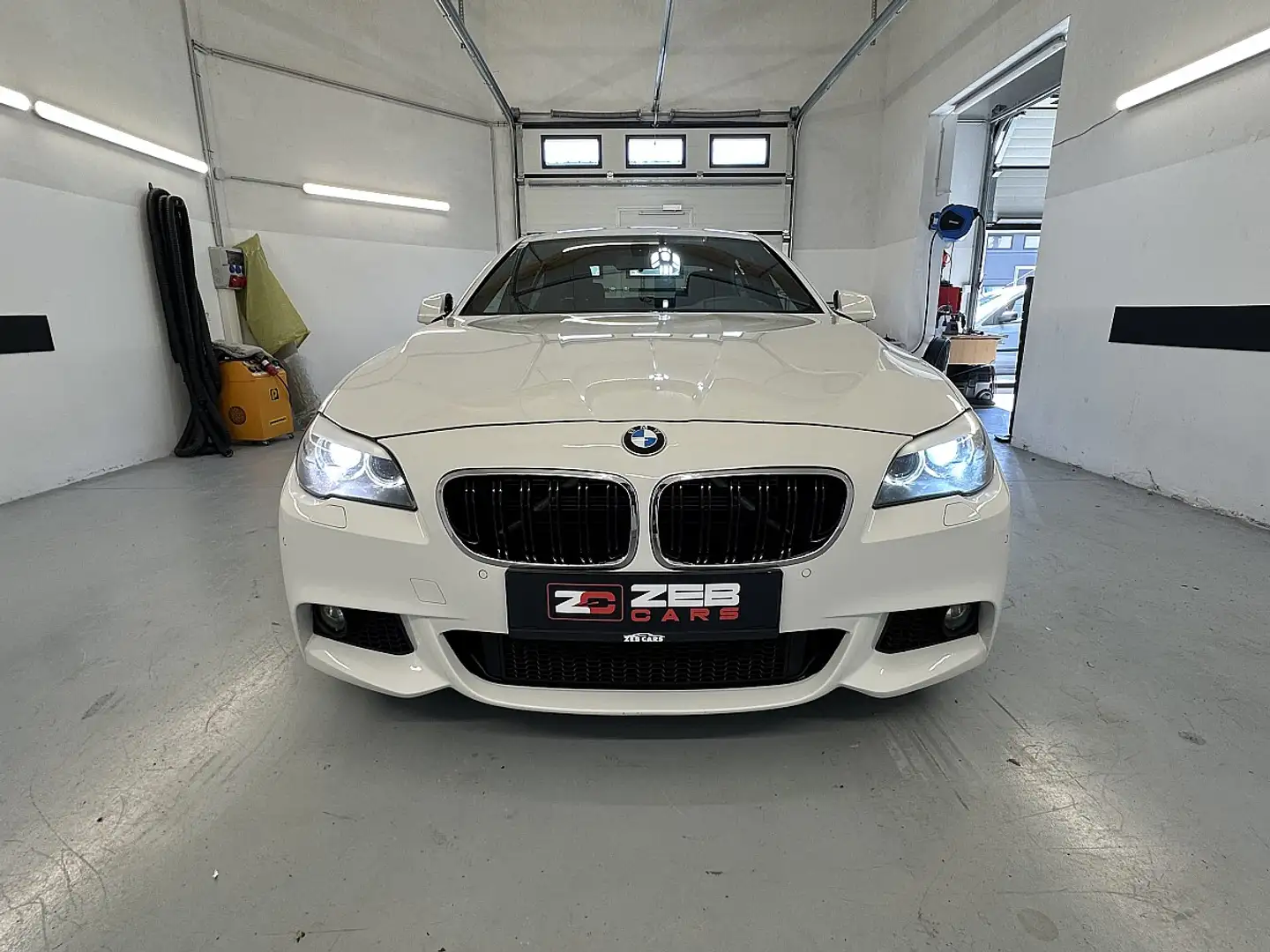 BMW 530 d Österreich-Paket Aut. Weiß - 2