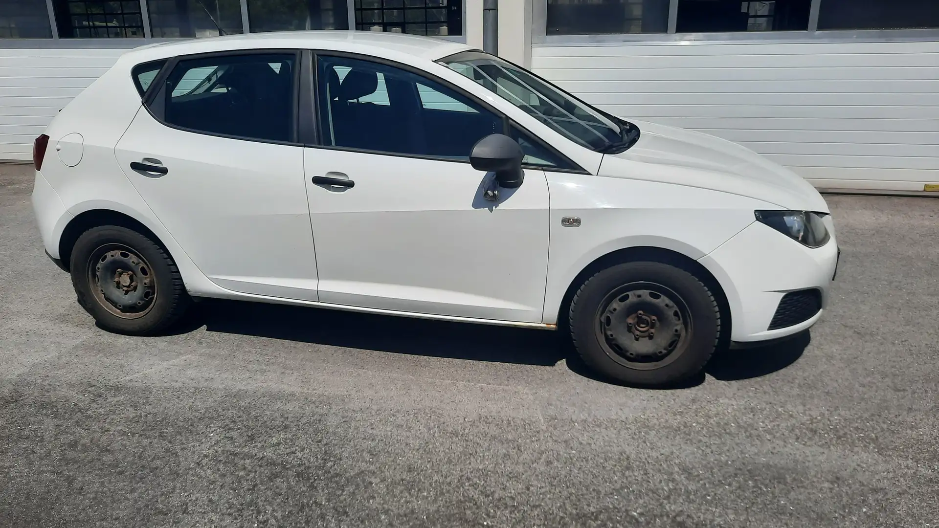SEAT Ibiza Reference 1,4 TDI DPF Weiß - 2