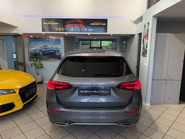 Mercedes-Benz B-Class view 14