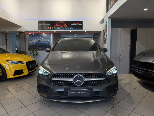 Mercedes-Benz B-Class view 2