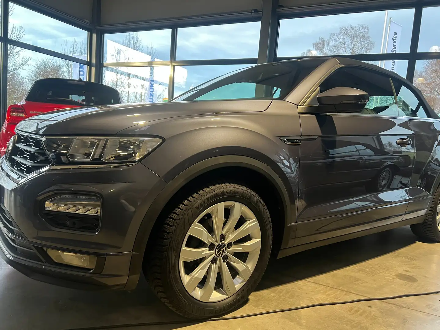 Volkswagen T-Roc T-Roc Cabriolet Cabriolet 1.5 TSI ACT  DSG R-Line Grau - 2