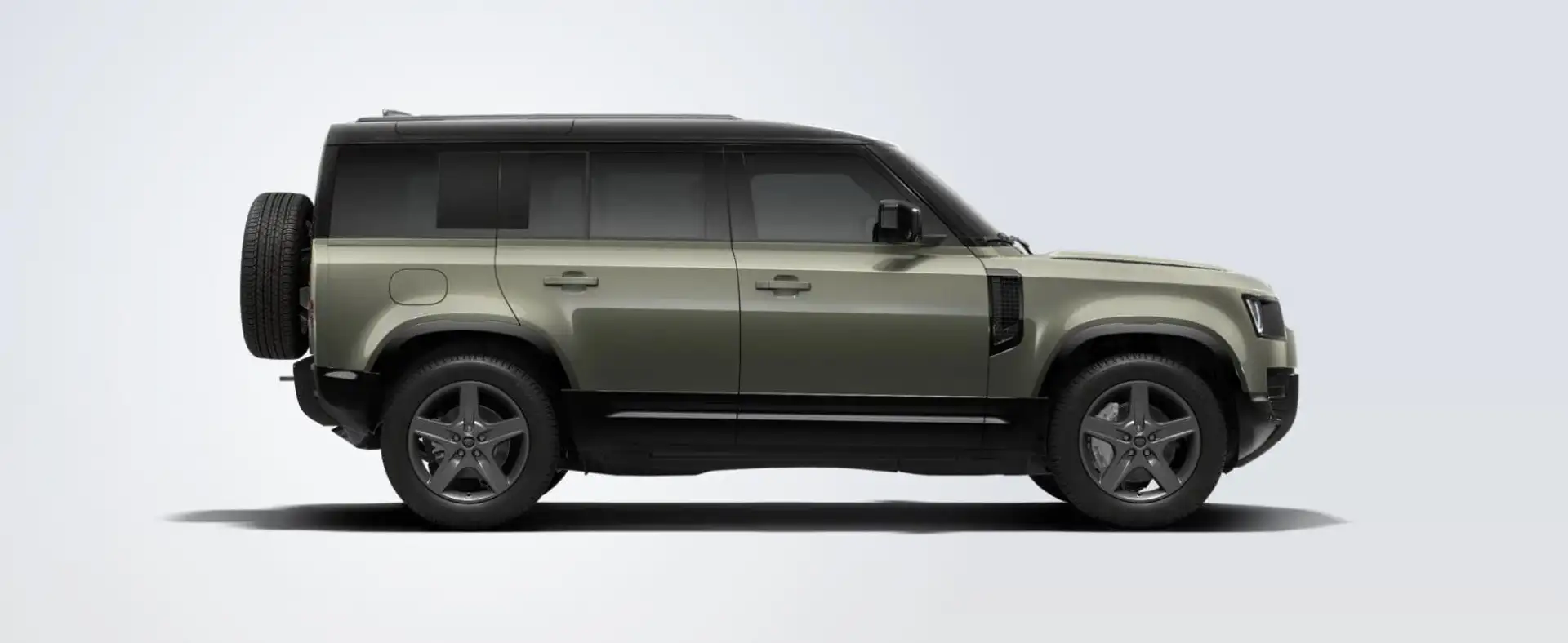 Land Rover Defender 2.0 P300e 110 X-Dynamic SE Groen - 2