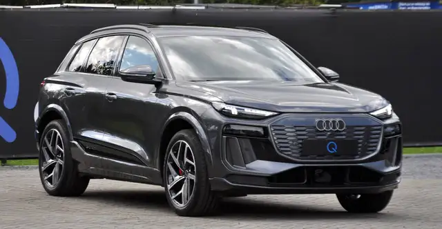 Audi E-Tron main image