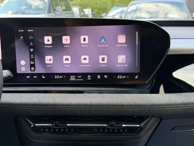 Audi E-Tron view 11
