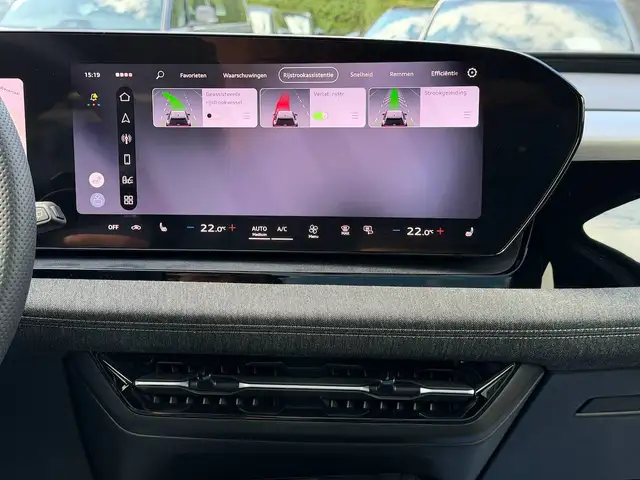 Audi E-Tron view 13