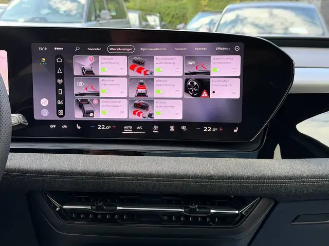 Audi E-Tron view 12