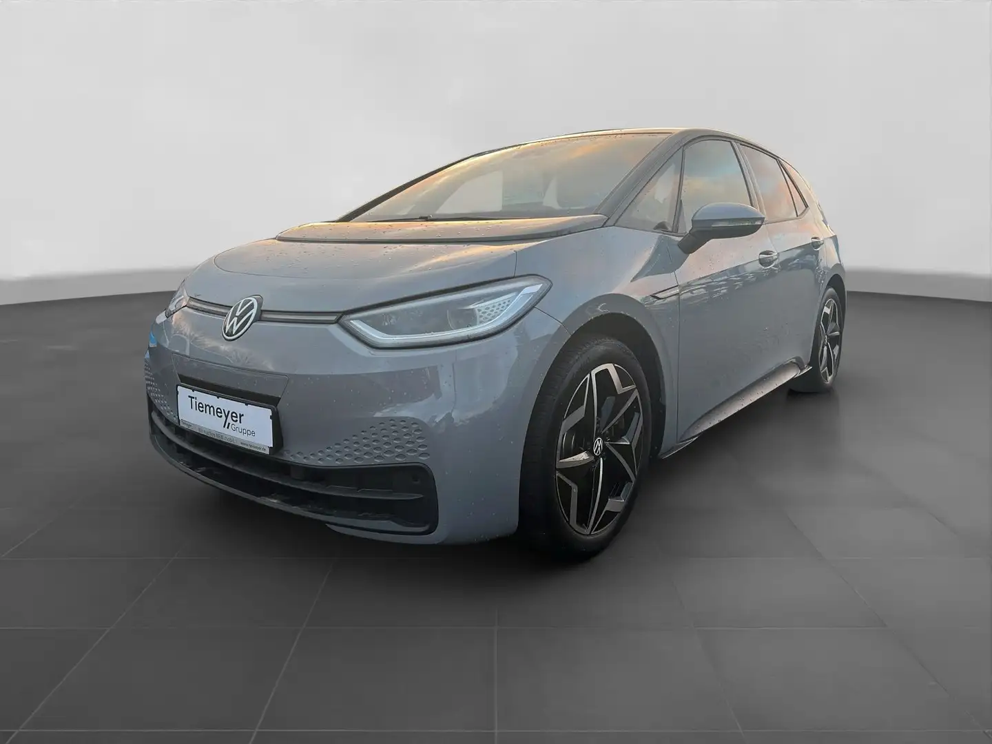 Volkswagen ID.3 Perf STYLE LM19 MATRIX eSITZE KAMERA Grau - 2