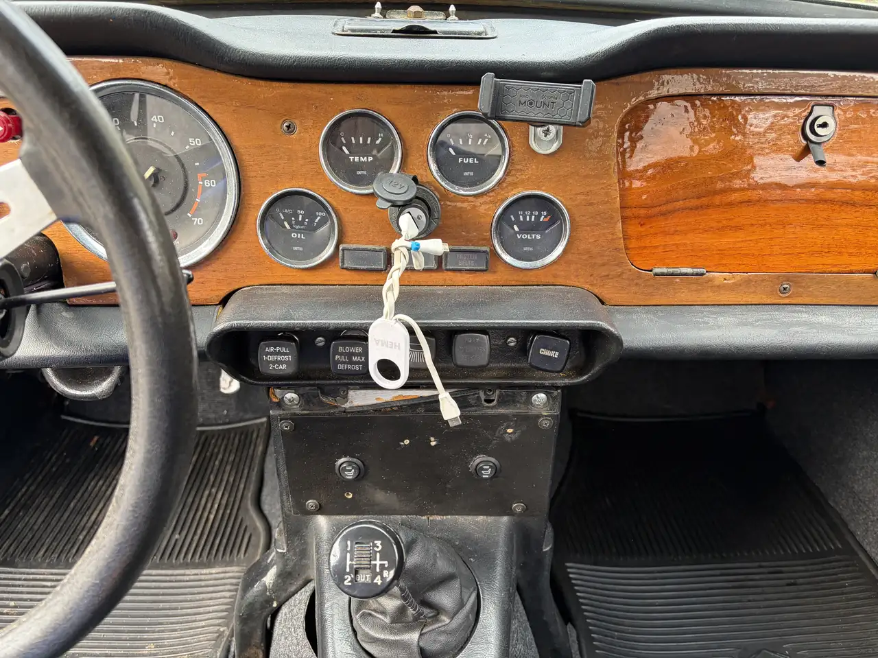 Triumph TR6, foto 11
