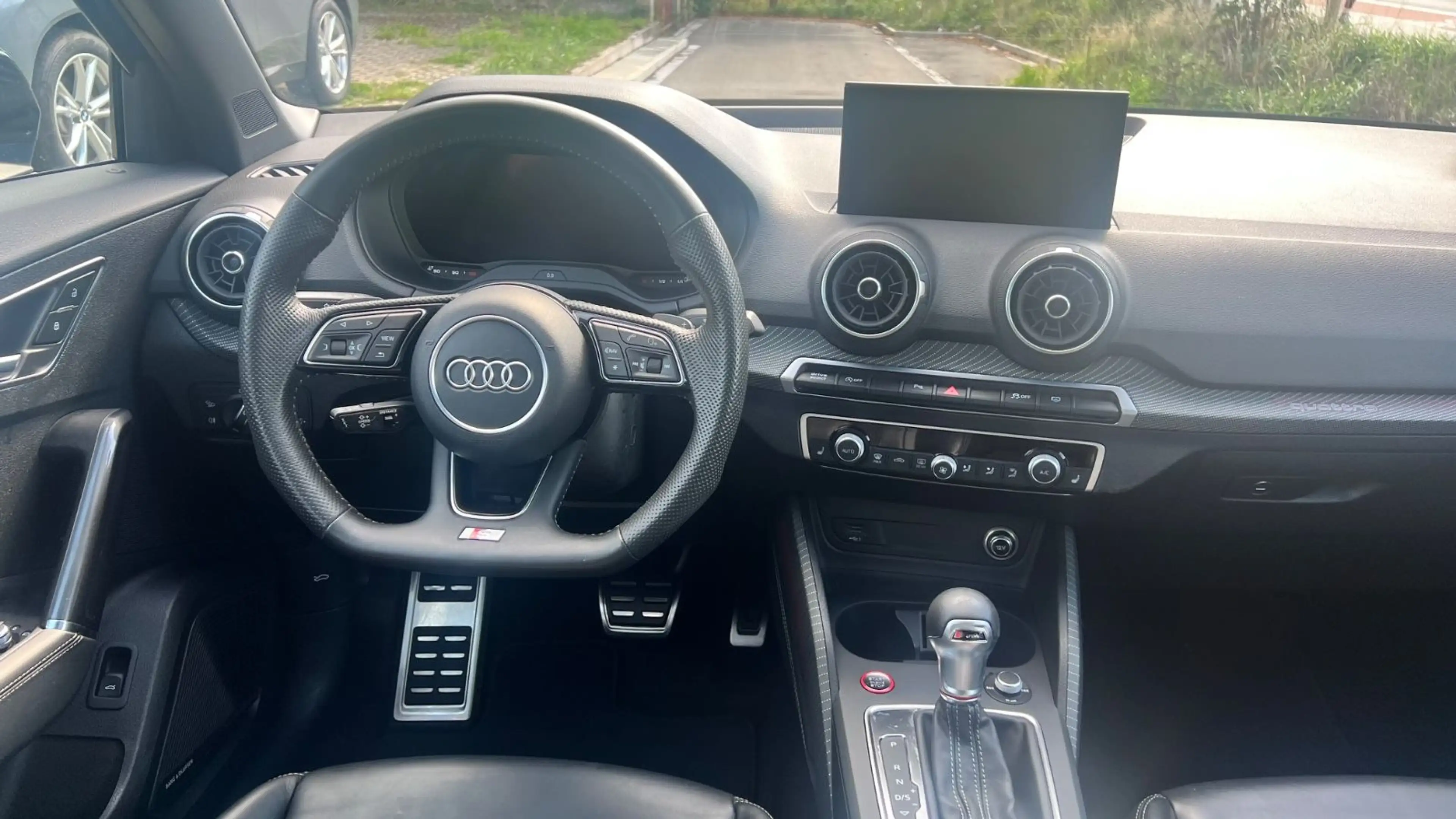 Audi SQ2 quattro/Navi/Leder/ACC/Kam/Pano/SHZ/Virtual — photo 6
