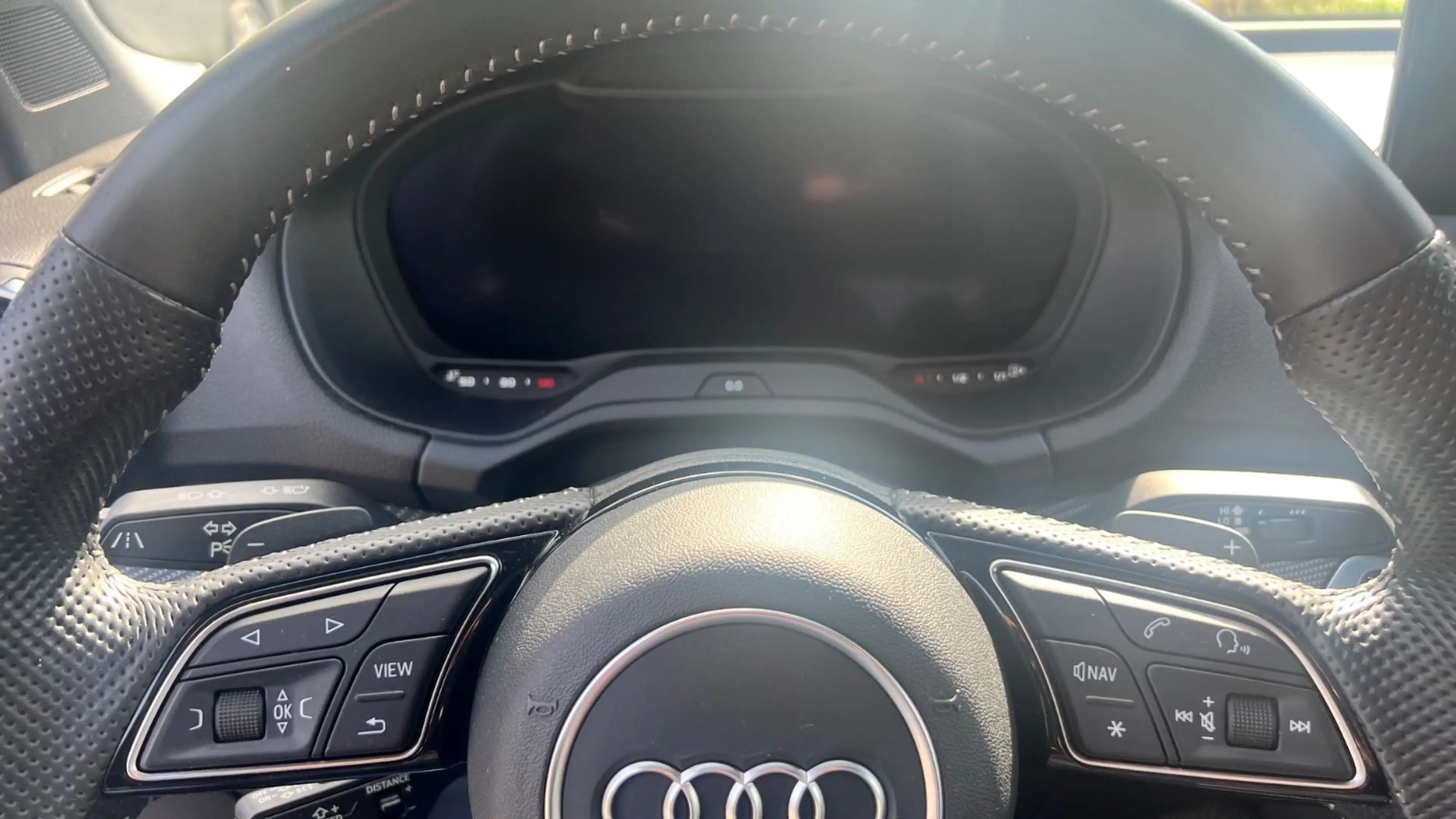Audi SQ2 quattro/Navi/Leder/ACC/Kam/Pano/SHZ/Virtual — photo 13