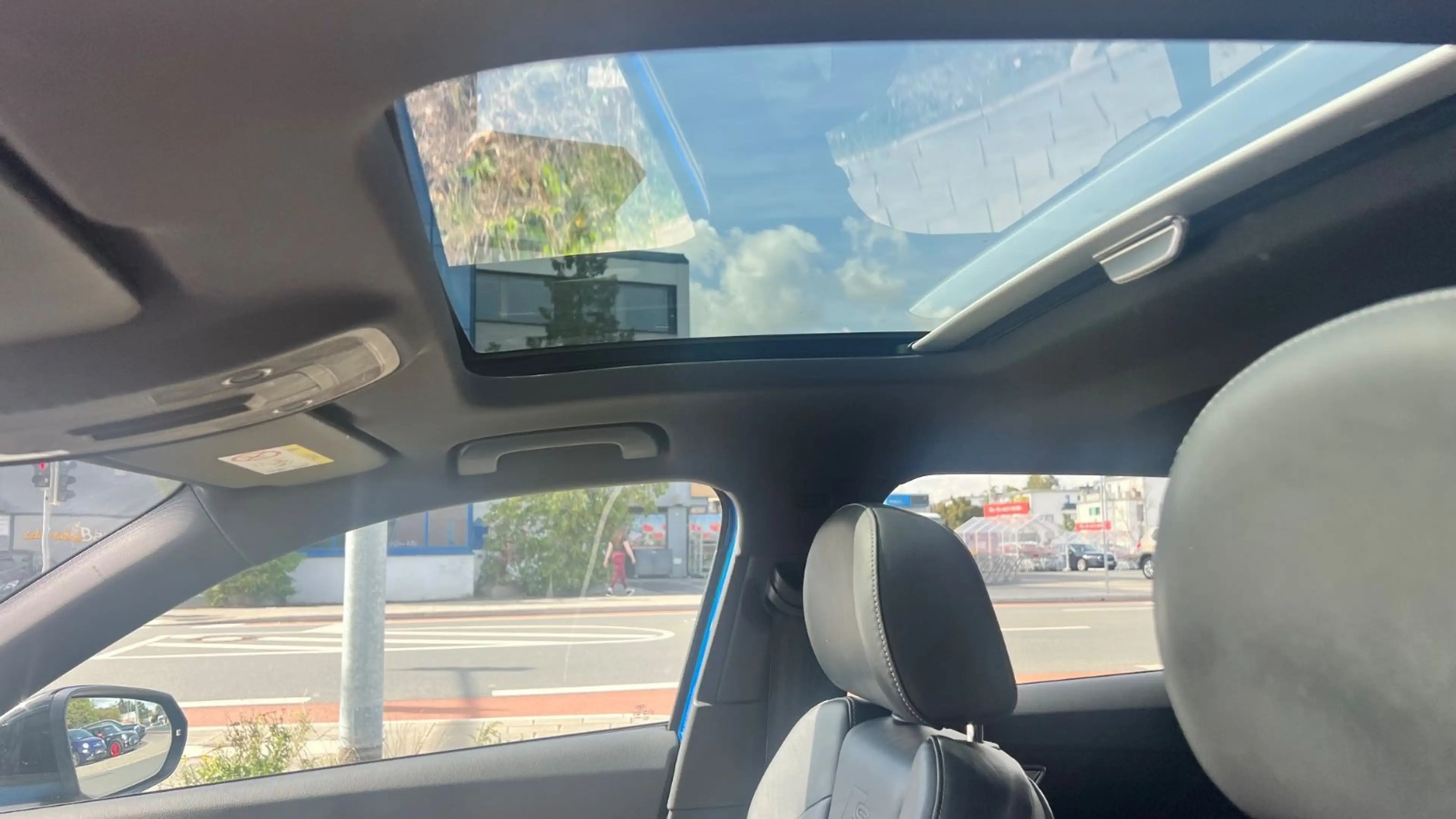 Audi SQ2 quattro/Navi/Leder/ACC/Kam/Pano/SHZ/Virtual — photo 11