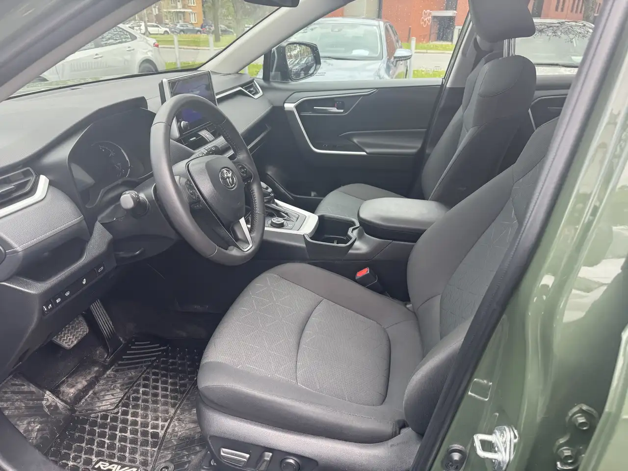 Toyota RAV 4 снимка Toyota RAV 4