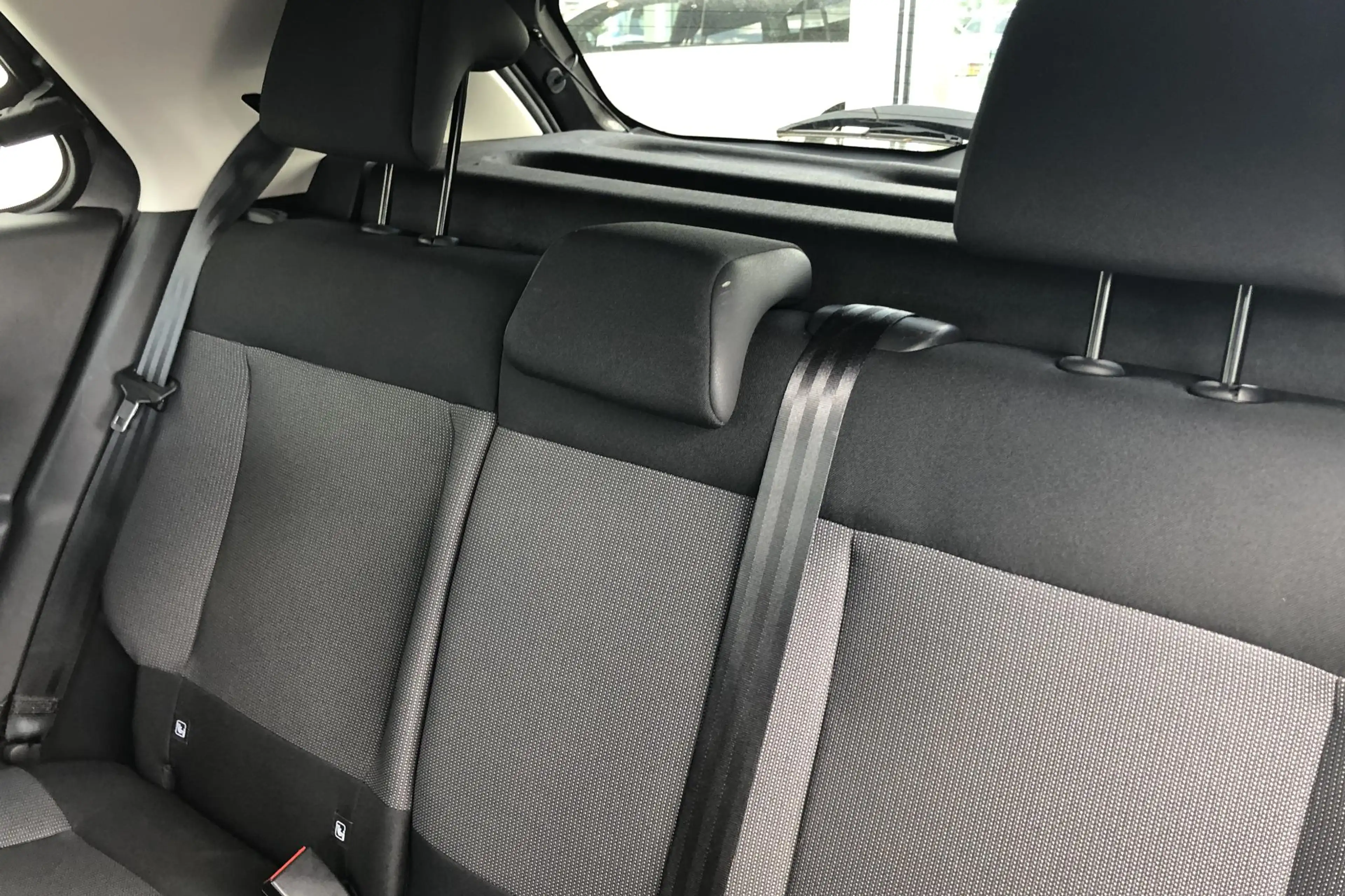 Citroen C4 Cactus AUTOMAAT 1.2 Shine Navigatie |Climate Control | Cr — photo 14