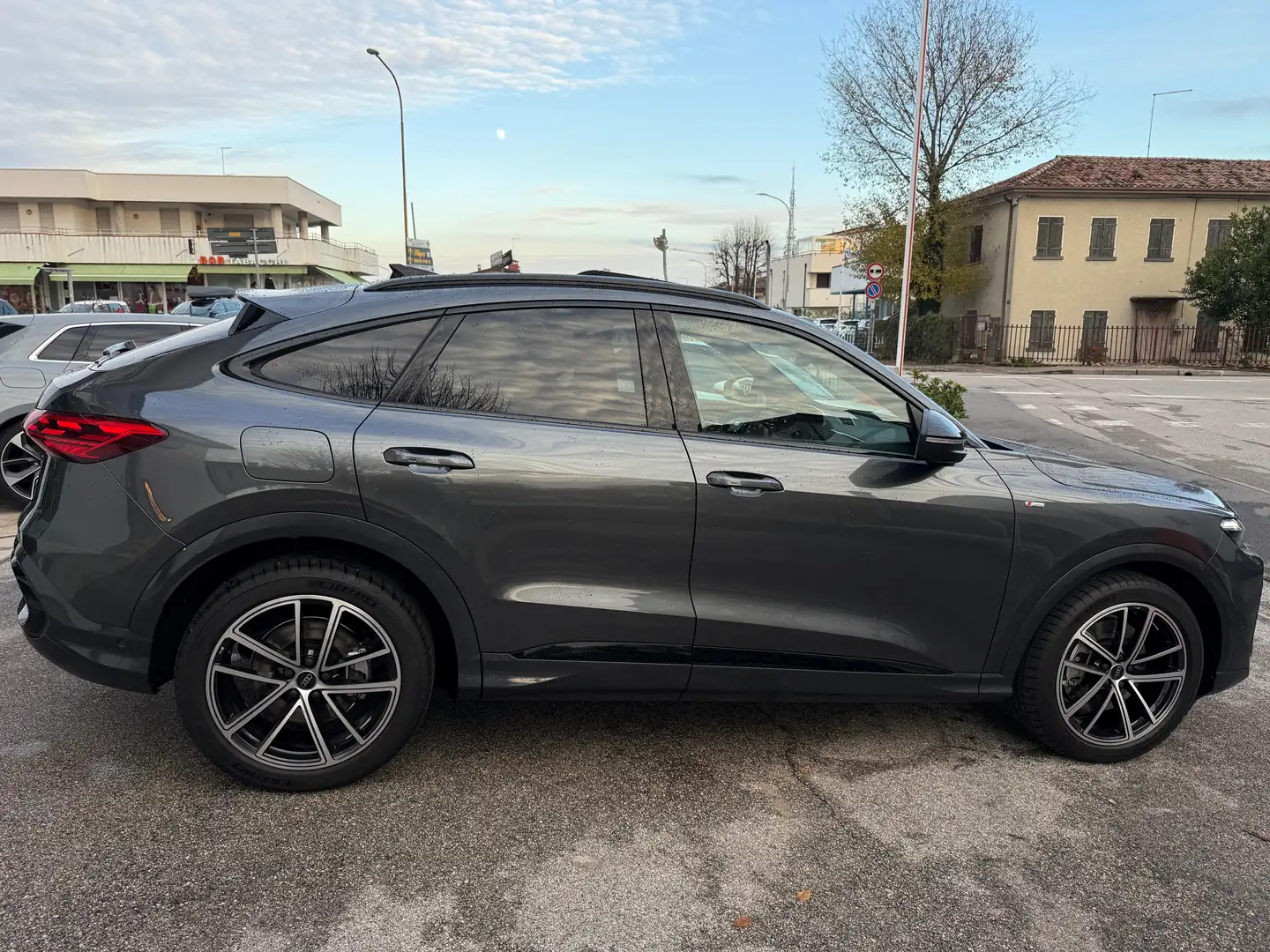 Audi Q5 Q5 2.0 tdi mhev+ S line Q Tettuccio/Panorama Grigio - 2