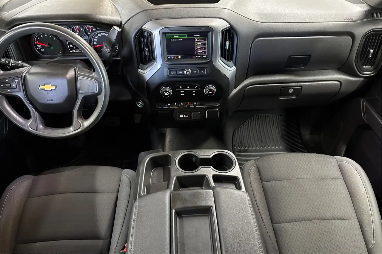 Chevrolet Silverado 1500 снимка Chevrolet Silverado 1500