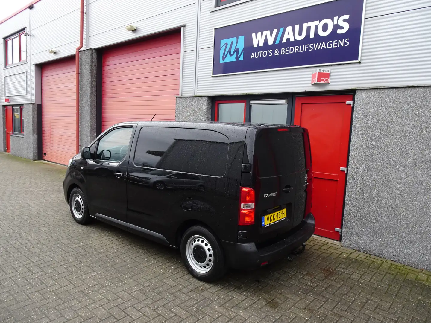 Peugeot Expert 1.5 BlueHDI 120 Compact Urban 3 zits 101801 km !!! Zwart - 2