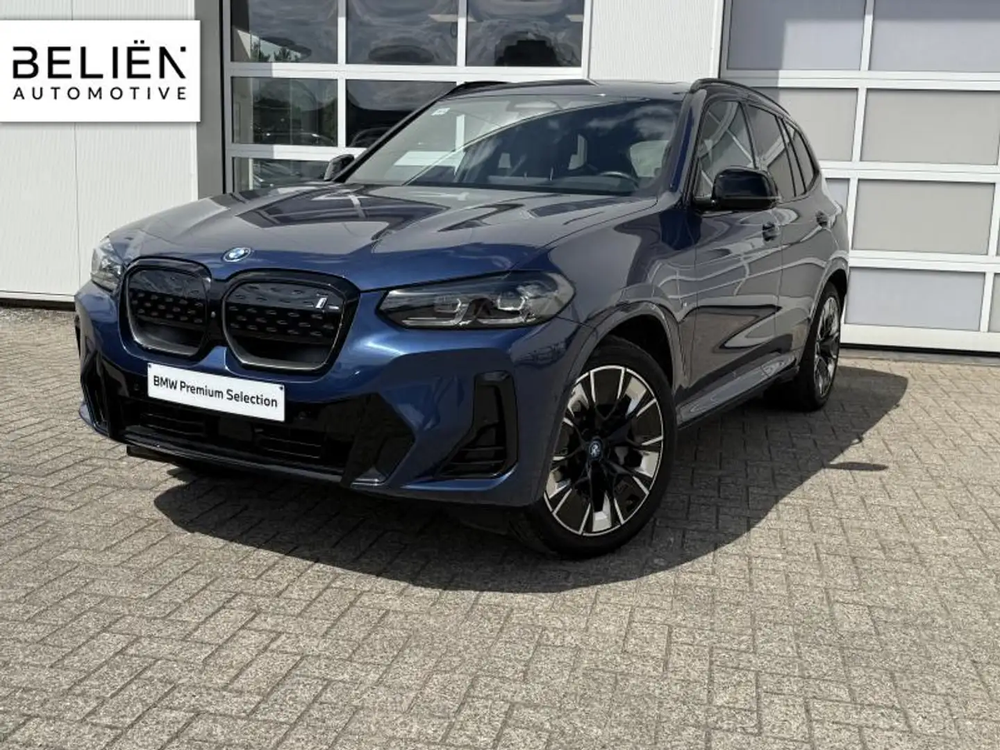 BMW iX3 M-Sport plava - 1